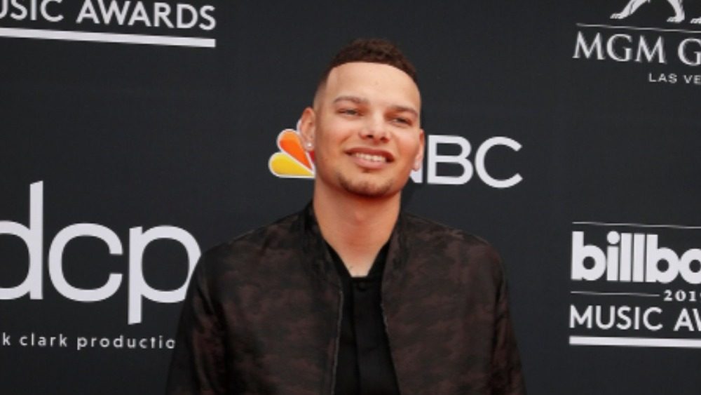 Kane Brown teams with Shania Twain for a fresh take on her country cla